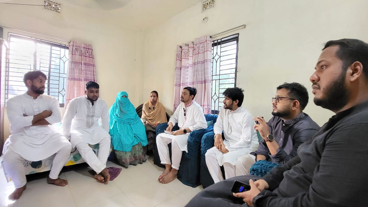 আ.লীগ ও দিল্লির প্রশ্নে দেশের মানুষ কোন আপস করবে না: নাসীরুদ্দীন পাটোয়ারী